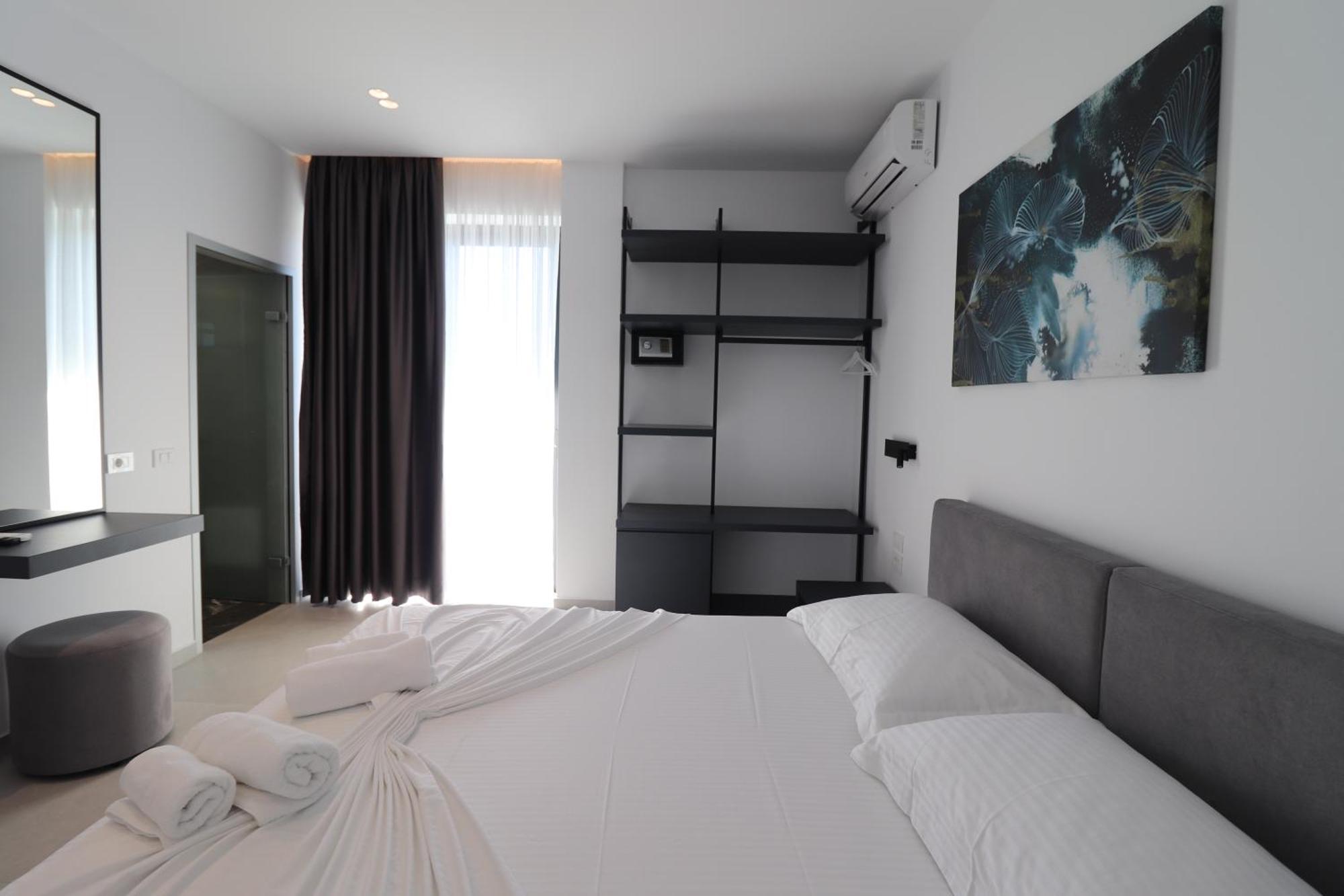 Adele Hotel Ksamil Exterior photo