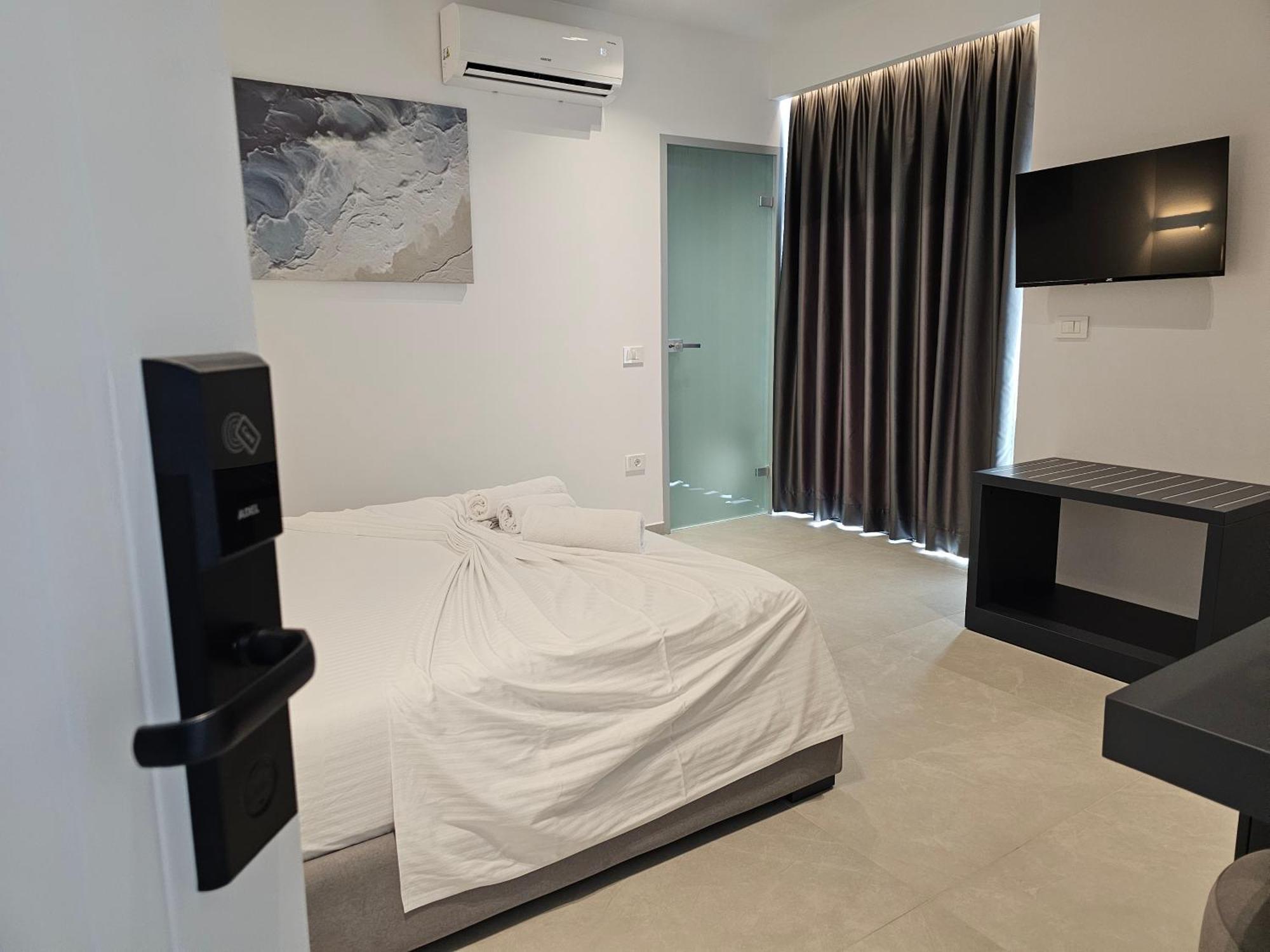 Adele Hotel Ksamil Exterior photo
