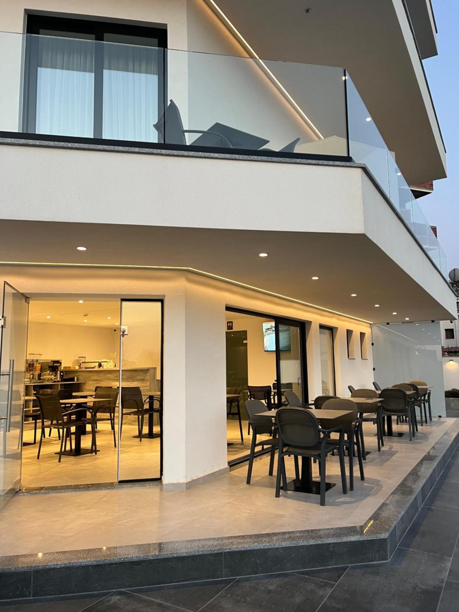 Adele Hotel Ksamil Exterior photo